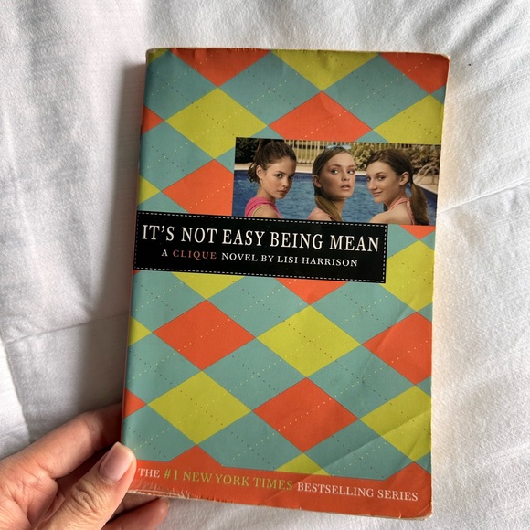 The Clique Book Series by Lisi Harrison - Picture 6 of 10